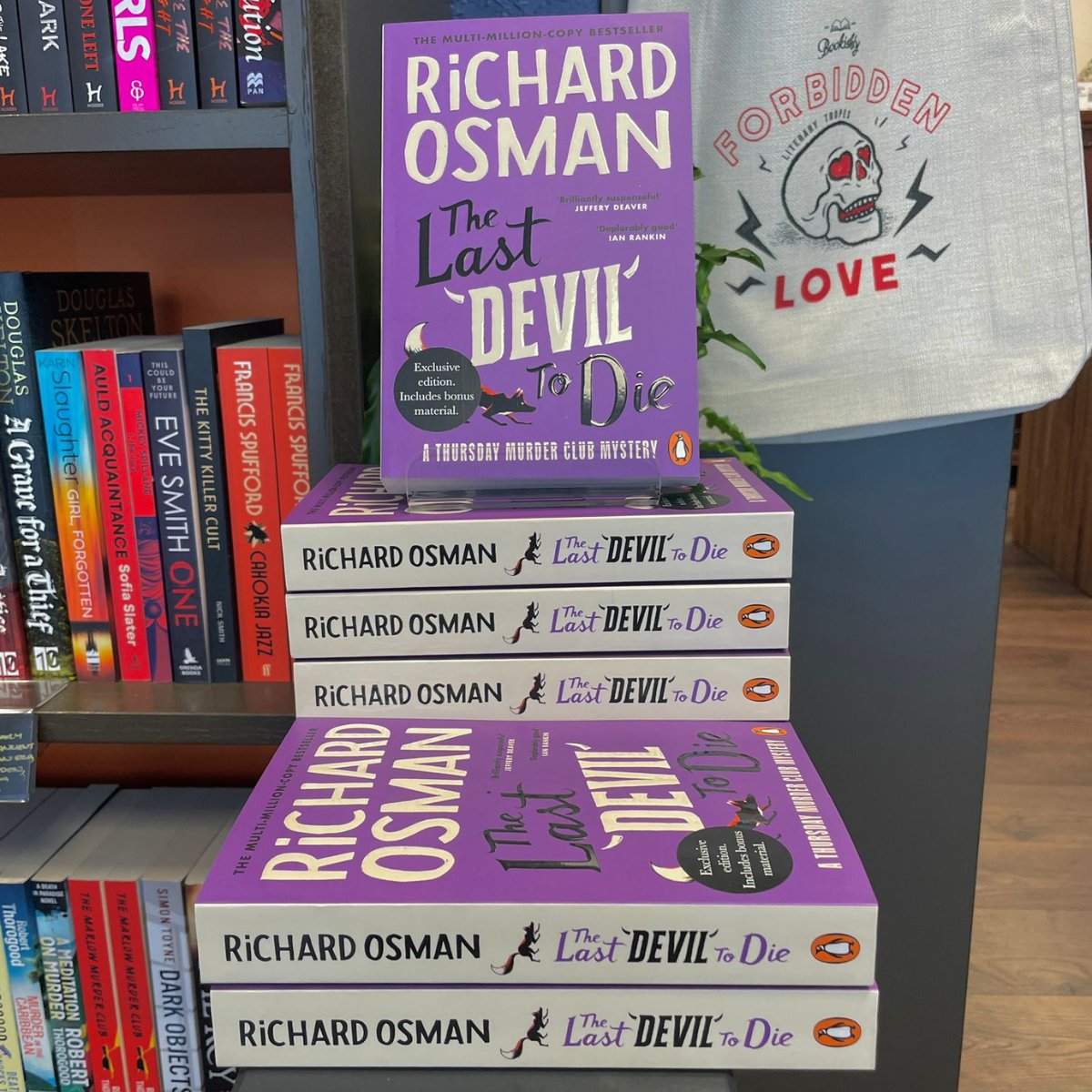 📚 The highly anticipated 4th book in Richard Osman's beloved Thursday Murder Club series, 'The Last Devil to Die', is out TODAY! 🎉

🟣We've got special indie bookshop edition copies hot off the press and ready for you to devour. 

#RichardOsman #TheLastDeviltoDie