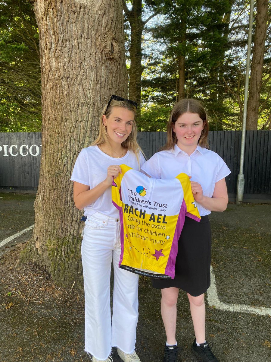 Yesterday our Year 13s raised money for @Childrens_Trust in support of their classmate Bella On Sunday #Maristine Rachael P will be running Battersea Half marathon to raise funds for the charity This is also Bella’s 18th birthday Pls support ⬇️ justgiving.com/page/rachael-p…