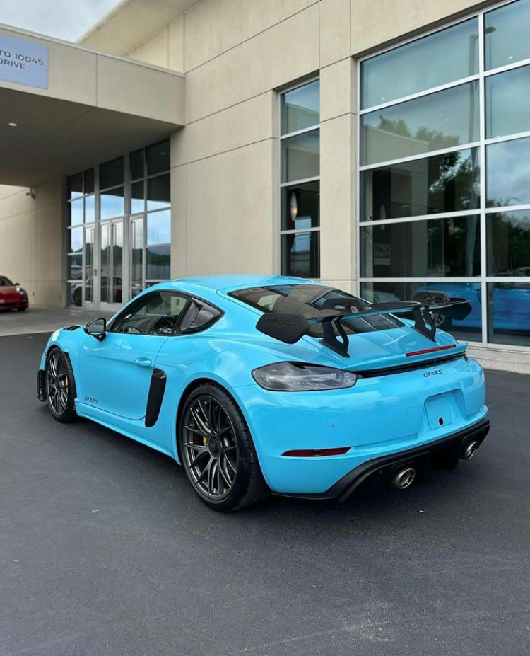 Paint to Sample Olymp Blue (olympblau914) Porsche 718 GT4RS with Weissach Package, @harperporsche in Knoxville. 🩵