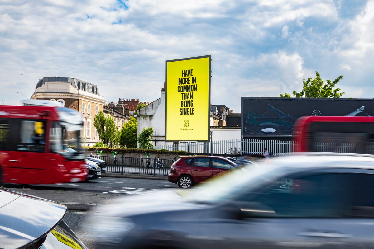 'Have More In Common Than Being Single' . @bumble . @buildhollywood . #ooh #outofhome #advertising #oohmedia #oohadvertising #advertisingphotography