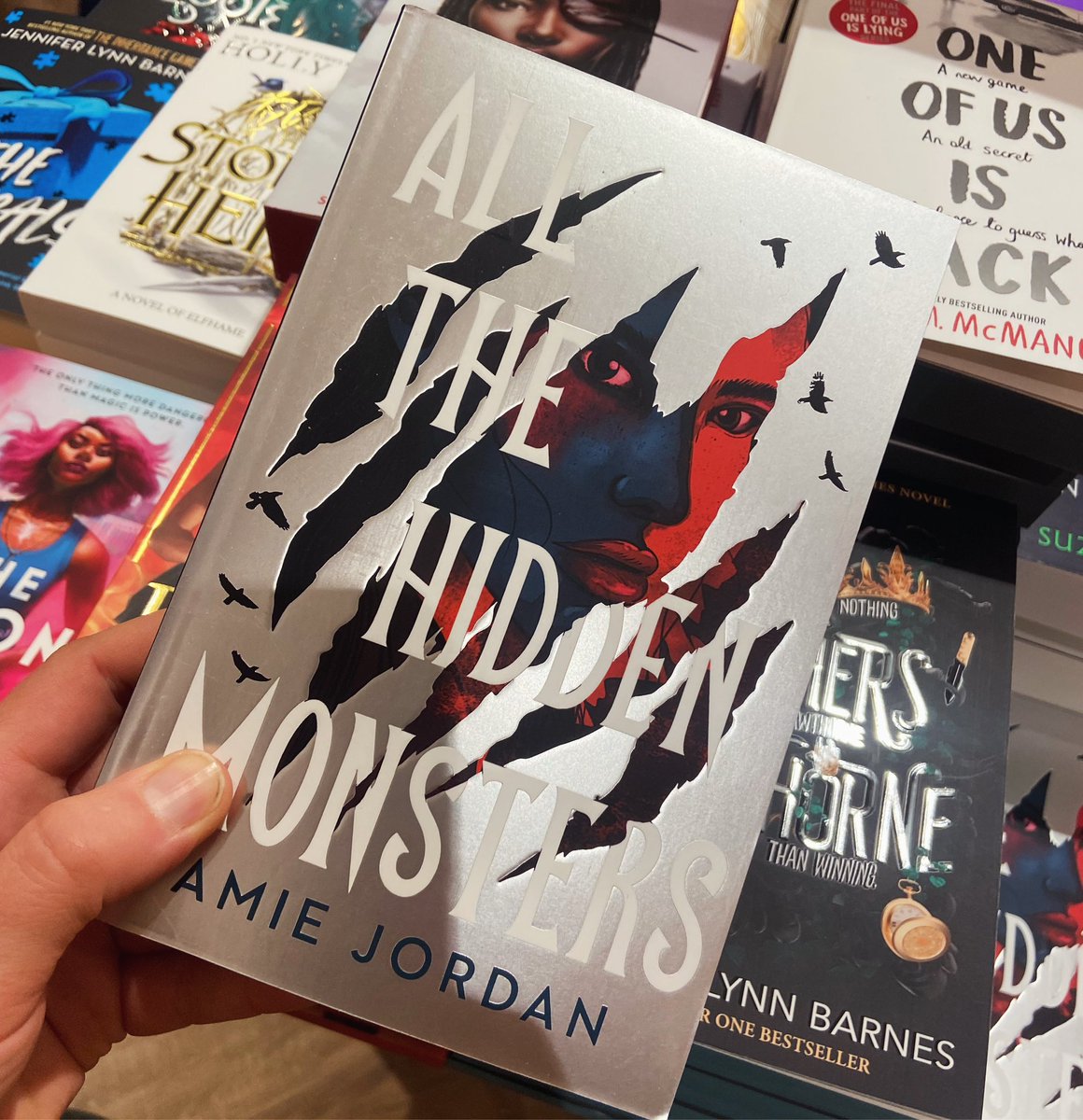 All the Hidden Monsters launches today! Warlocks, werewolves & murder in a parallel realm✨ Congrats @amiescool #book #birthday 🩶