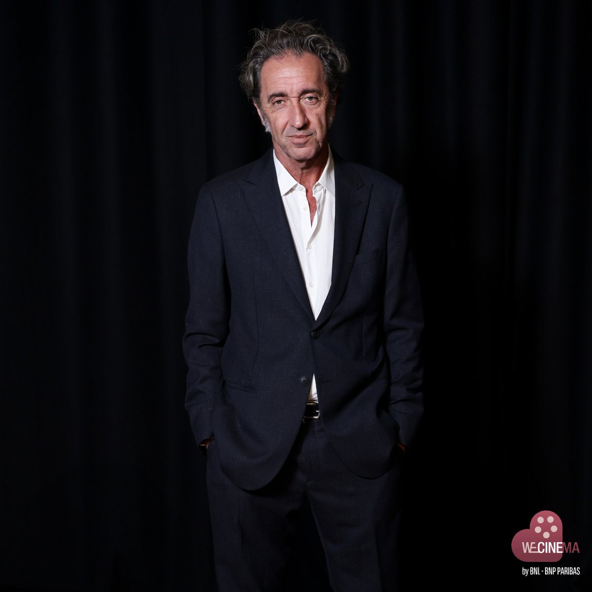 #PaoloSorrentino fa il suo attesissimo ritorno a Cannes con un film che celebra la storia e la cultura napoletana. #Parthenope, in concorso a #Cannes2024, si baserà sul mito della Sirena Partenope e vanterà un ricchissimo cast. Con la sua presenza al festival, Sorrentino si…