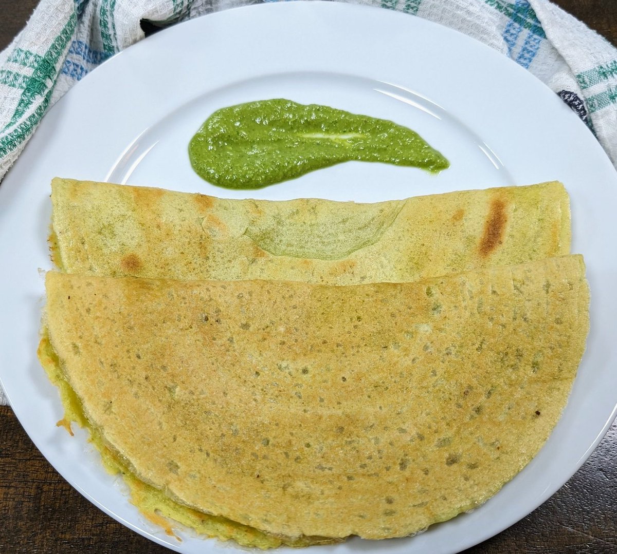 #food #homecooked #healthy #glutenfree #protienpacked #moongdal #chilla #pancake #foodlove #foodporn #foodblog #recipeshare 

Recipe Link : chhayasfood.com/home/moong-dal…