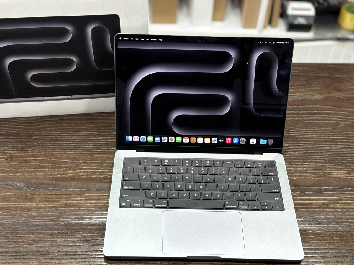 Ameritech_KE's tweet image. Experience power and portability like never before with the MacBook Pro 2023 m3 8/512GB. Unleash your creativity with  and ample storage space. Elevate your work and play with cutting-edge technology. Get yours now and redefine what&apos;s possible. #MacBookPro2023