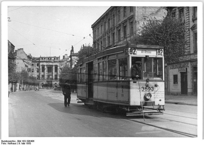 9 May 1950: East Berlin tram line number 82 from Breite Straße to Alt-Stralau runs for the first time after the war (via Bundesarchiv)