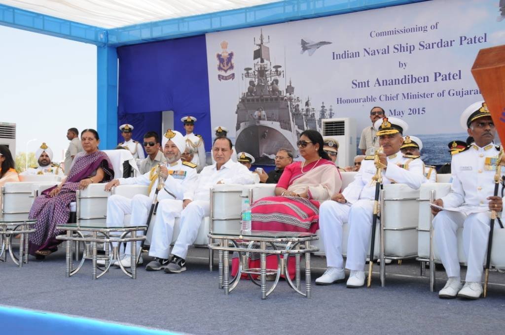 The base was commissioned on 9 May 2015 with then @CMOGuj Smt. @anandibenpatel as the Chief Guest. Also seen are the then CNS Adm Robin Dhowan, the FOC-in-C @IN_WNC VAdm SPS Cheema and FOCWF @IN_WesternFleet RAdm R Hari Kumar & Cmde BR Prakash, the commissioning CO.