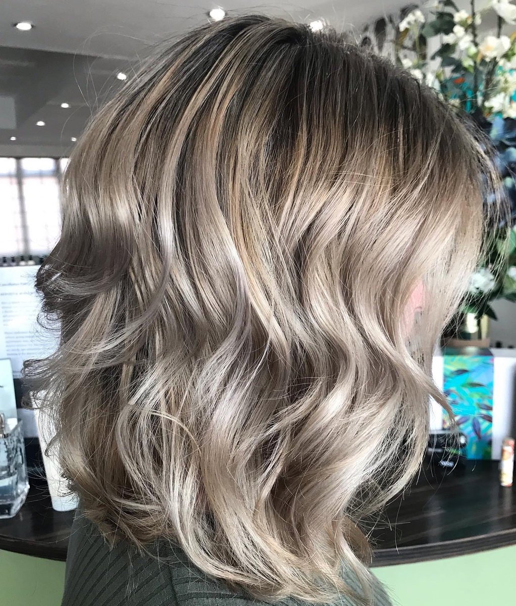 M&M Hair, THIS ! Ash brown to Pearl Blonde 👱🏻‍♀️ #rootmelt is Gorgeous! 👇👇👇 Matt used @redken Shades EQ Gloss which is an Acidic Demi-Permanent Hair Color used to gloss, tone, and refresh we LOVE ❤️ ... REDKEN SHADES EQ GLOSS👇👇👇 Book your free consultation