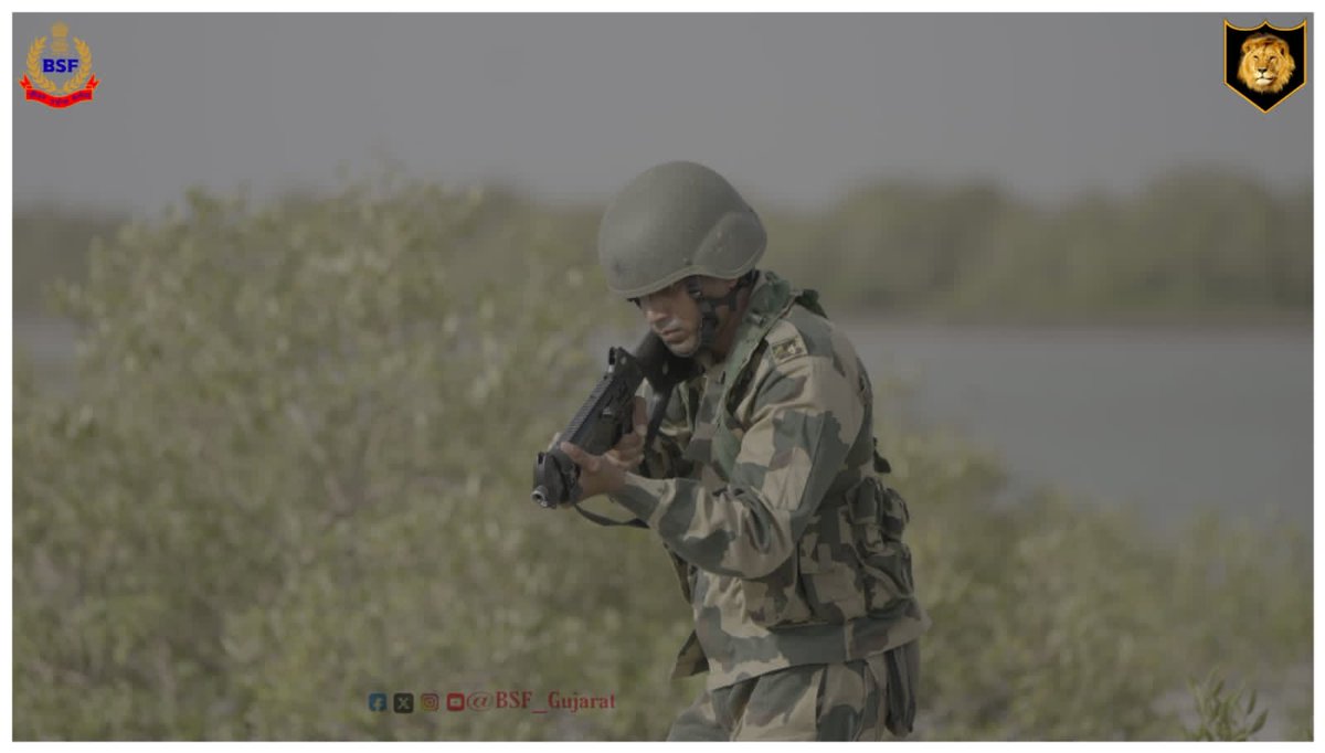 '𝑺𝒕𝒂𝒏𝒅𝒊𝒏𝒈 𝒕𝒂𝒍𝒍 𝒂𝒏𝒅 𝒗𝒊𝒈𝒊𝒍𝒂𝒏𝒕 𝒅𝒂𝒚 𝒂𝒏𝒅 𝒏𝒊𝒈𝒉𝒕, 𝒔𝒆𝒄𝒖𝒓𝒊𝒏𝒈 𝒐𝒖𝒓 𝒃𝒐𝒓𝒅𝒆𝒓𝒔 𝒘𝒊𝒕𝒉 𝒖𝒏𝒘𝒂𝒗𝒆𝒓𝒊𝒏𝒈 𝒅𝒆𝒅𝒊𝒄𝒂𝒕𝒊𝒐𝒏'. सीमा सुरक्षा बल- सर्वदा सतर्क। #JaiHind #BSF #FirstLineofDefence
