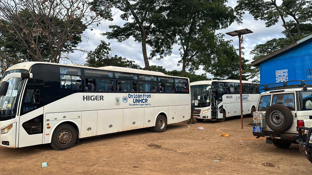 This week, 578 Burundians voluntarily repatriated to Burundi with support from Government of Tanzania, Burundi, UNHCR and partners

Voluntary repatriation remains the most favorable durable solutions with 168,921 Burundians repatriated from Tanzania to Burundi from 2017 to date