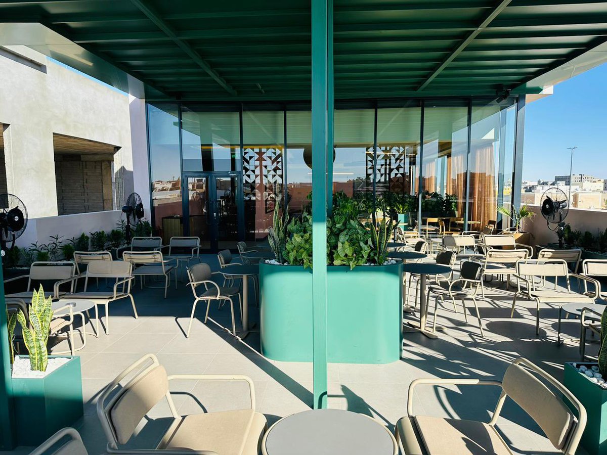 ararpark's tweet image. هلا وميه هلا بشريك النجاح #ستار_بكس 
تم أفتتاح اول فرع في #منطقة_الحدود_الشمالية هذا اليوم الخميس 
حياكم الله اهلنا في #عرعر 
#عرعر_بارك 

@Starbucks