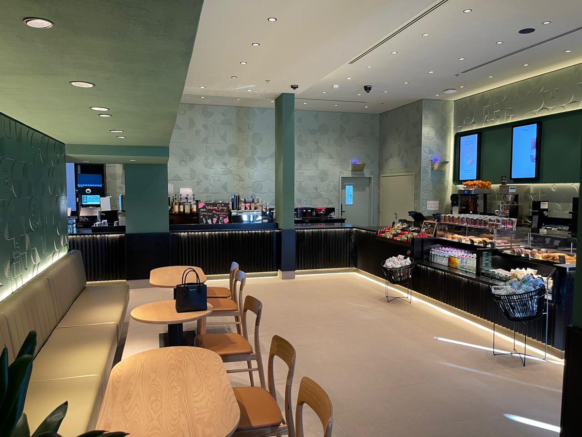 ararpark's tweet image. هلا وميه هلا بشريك النجاح #ستار_بكس 
تم أفتتاح اول فرع في #منطقة_الحدود_الشمالية هذا اليوم الخميس 
حياكم الله اهلنا في #عرعر 
#عرعر_بارك 

@Starbucks