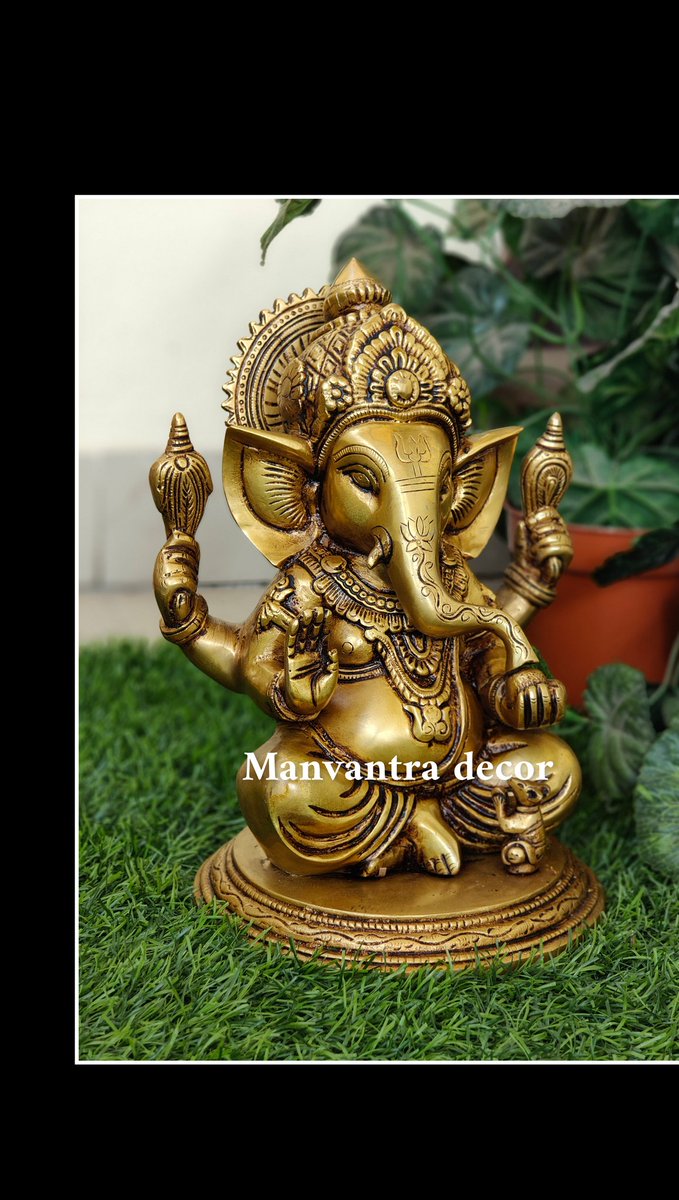 Ganesha idol in pure brass
Contact 9886491723
#indianhomedecor #interiordesign #interior #ethnic #idol #statue #brasslovers #brasslamps #brassdecor #brasskrishnasculpture #brassganesha #brassinstruments #decorativebrass #brasslamps #ganesha #ganeshaidols #figurines #horsestatue