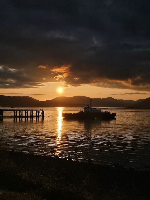 One from Tuesday night - what a night for a sail @western_ferries #Sunset #Gourock #FirthOfClyde #Dunoon #ArgyllHills #Scotland