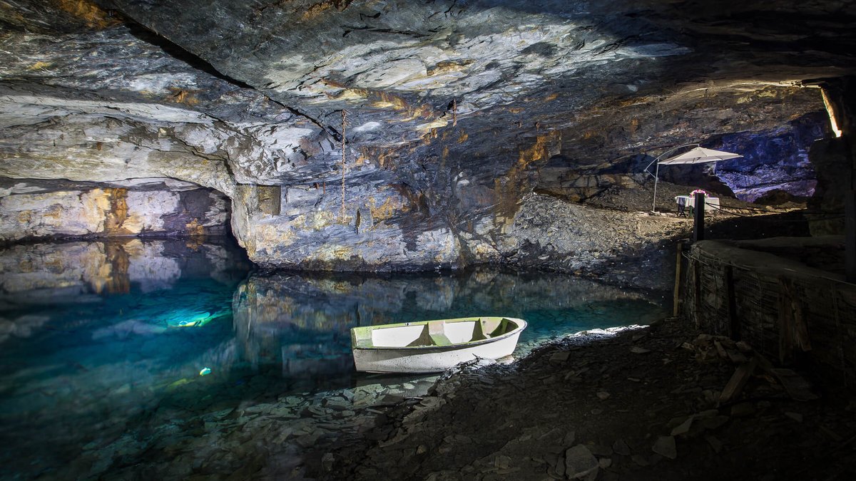 The opening night of the May SALTLINES tour comes to the most Cornish of locations, the iconic @CarnglazeCavern, on the 18th of May. “An ethereal evening. New words merging with old words, tales of traditions lost, change ahead, grief, celebration, and above all, nature'