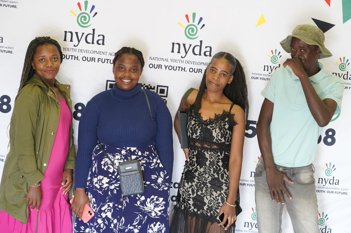 [MOOD] Are you in and around uMzinto Town Hall, KZN, bant` abasha wozani nonke! #YoungWomen #Cooperatives #YouthCooperatives #Summit #KZN #Umzinto #Entrepreneurship #CommunityEngagement #PartnershipMatters #Collaboration #FutureLeaders #Solidarity #TeamWork #ThursdayThoughts…