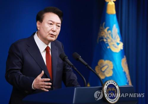 수사 결과를 보고 국민께서 봐주기 의혹이 있다, 납득이 안 된다고 하시면 그때는 제가 먼저 특검을 하자고 주장하겠다~혐의자가  특검반대하면~특검수사방해다~멍멍이소리~