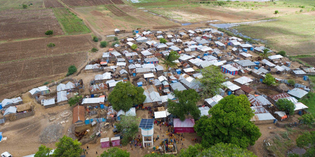 #Somalia: 'I used to walk a long distance every day to get 20 liters of water, but now, we have a water tap at our doorstep,' says Khadija Abdi, mother of 7. Together with @shf_somalia, we are providing access to clean water to 475 families in Gumbe village, Jowhar district.