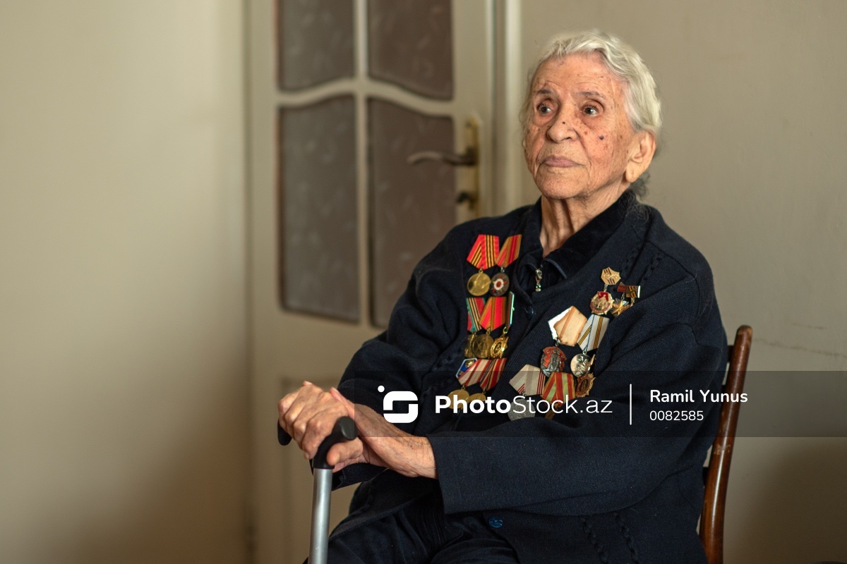 İkinci Dünya müharibəsi veteranı Tacirə Qazıyeva 📸 📌 Ətraflı: photostock.az/media/663C6718… #tacirəqazıyeva #müharibəveteranı #veteran #İkinciDünyaMüharibəsi #müharibə #qadın #woman #portret #portrait #portraitphotography #gününfotosu #photo2024 #photostockaz