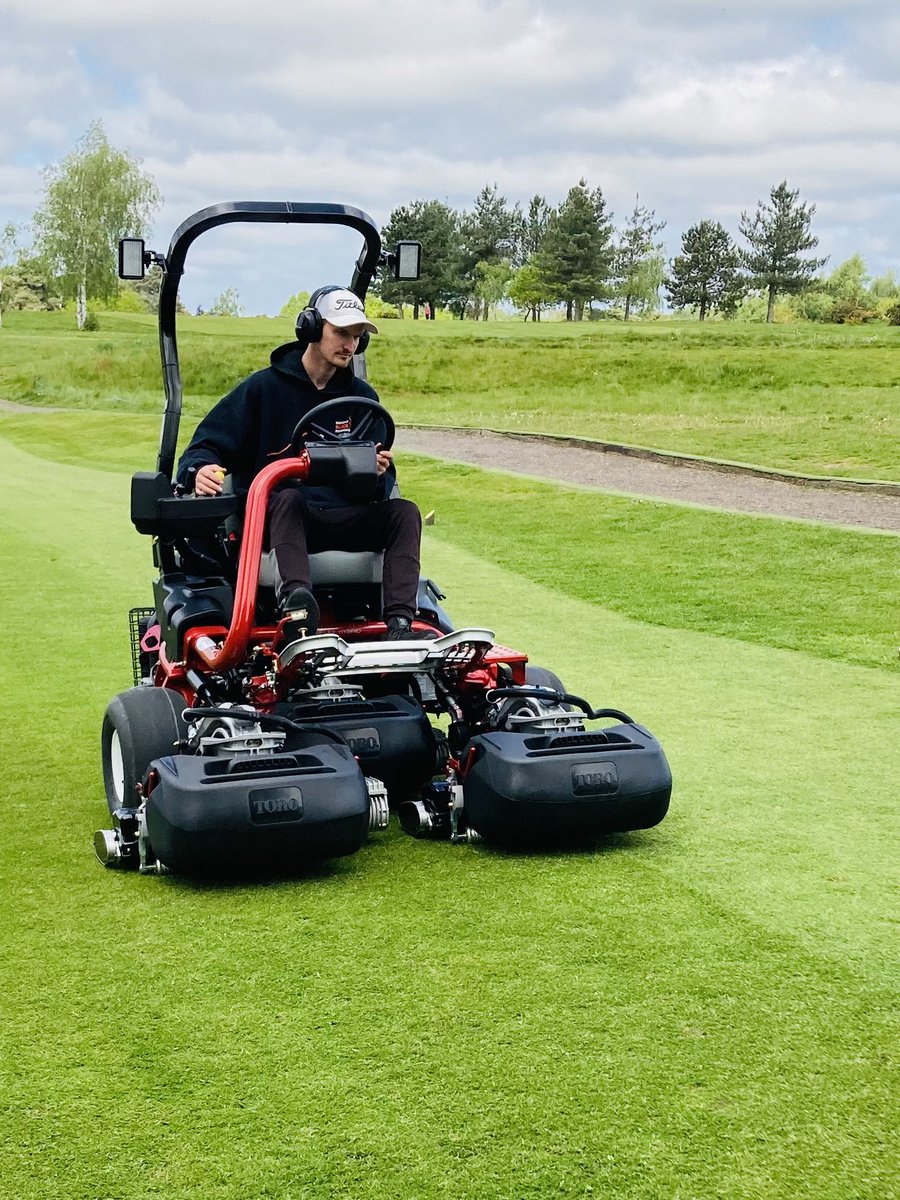 Danny Lake tweet media