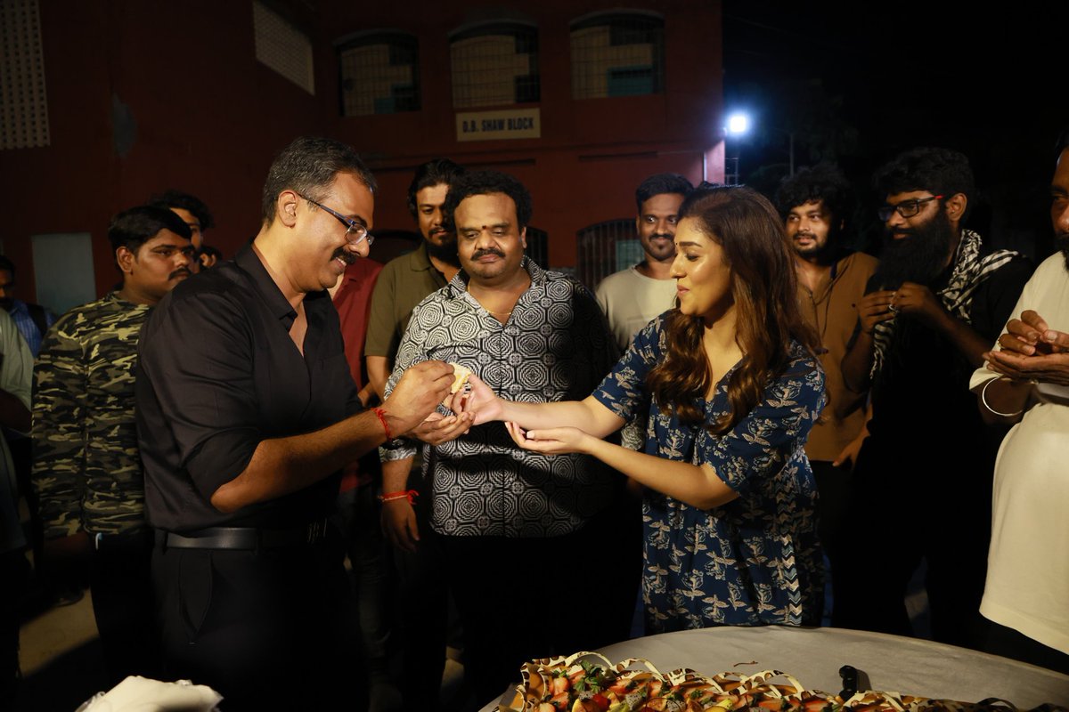 #Nayanthara's next, #MannangattiSince1960 shooting wrapped.. Produced by @Prince_Pictures.