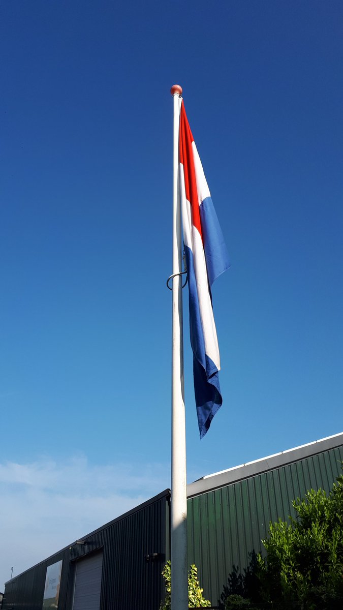 #Hemelvaartsdag = #Koningsdag