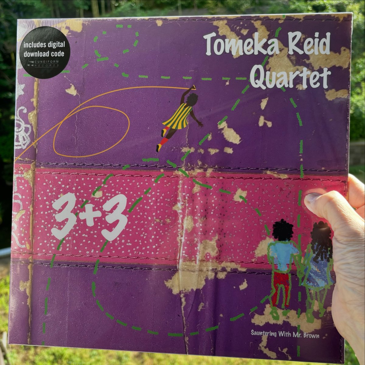 デジタルも買ったけど、レコードも買ってしまったよ。素晴らしい👍 Tomeka Reid Quartet / 3​+​3 Tomeka Reid, cello Jason Roebke, bass Mary Halvorson, guitar Tomas Fujiwara, drums