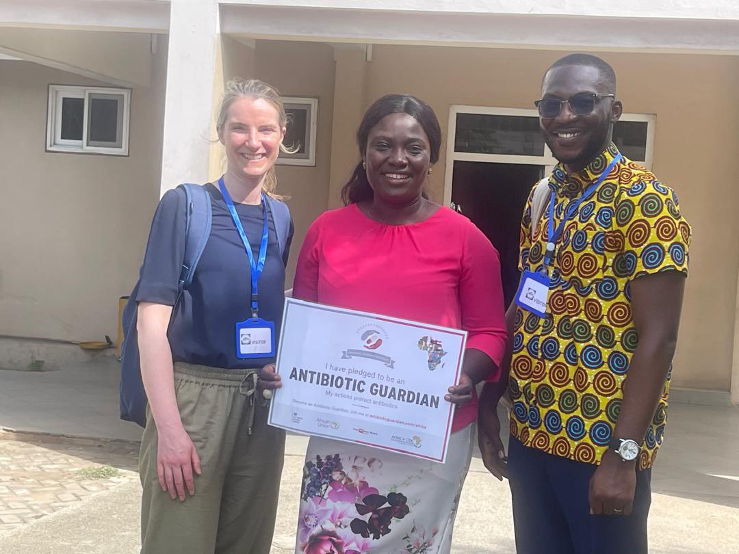 Thanks to pharmacy colleagues at  
 Korle Bu Teaching Hospital for showing us around their impressive hospital and to see their clear motivation to improve AMS! GhanaSAPG #cwpams <a href="/Frankerr1F/">Fran Kerr</a> <a href="/raseaton66/">andrew seaton</a>