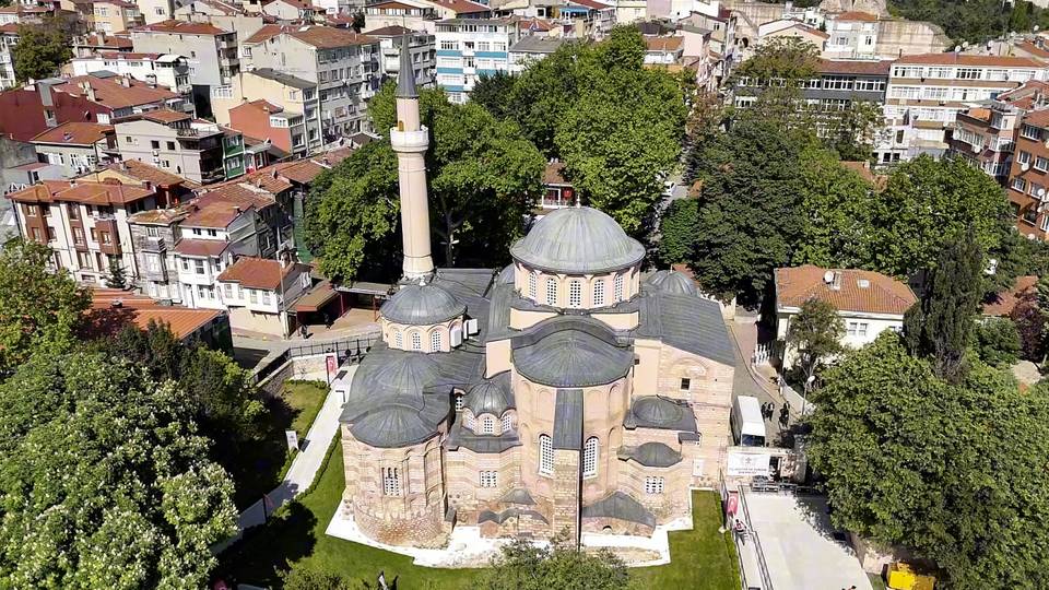 TURKIYE: Istanbul's centuries-old mosque reopens for worship.

#Istanbul #mosque #worship #newsglobe #global