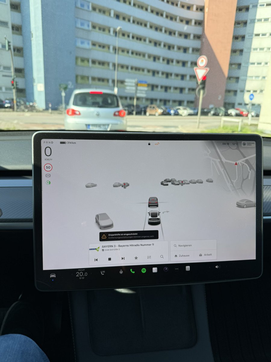 “Die neue Tesla Software 2024.14.3 ist da und bringt spannende Verbesserungen mit sich! Mit neuen Autopilot-Funktionen und einer verbesserten Benutzeroberfläche wird das Fahrerlebnis noch besser. 
#Tesla #SoftwareUpdate”