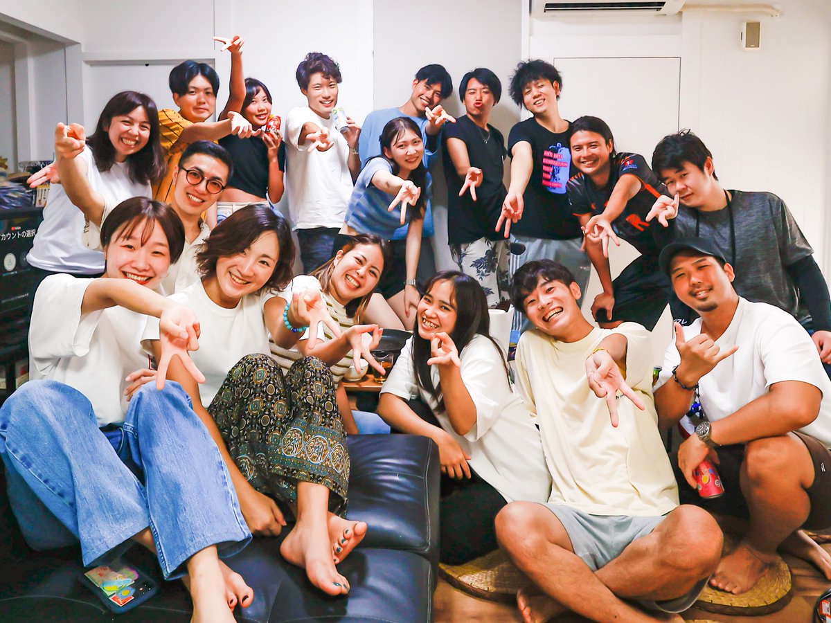 MUGENsharehouse's tweet photo. ＼🍉今年の夏はシェアハウスに住もう🍉／

✅シェアハウスに住むメリット
→気軽に1ヶ月から入居可能
→莫大な初期費用等ナシ
→家具家電や日用品は常に完備
→家賃共益費が安い
→同世代の住人たちとすぐ仲良くなれる
→刺激的で充実した生活が送れる

全国16拠点運営中の∞軒シェアハウスへ🏠 https://t.co/CSVEiwgKB4