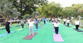 Ministry of Development of North-East Region hosts countdown to International Day of Yoga -2024 at Vigyan Bhawan Annexe, New Delhi

Read here: pib.gov.in/PressReleseDet…

#IDY2024 #Yogotsav2024