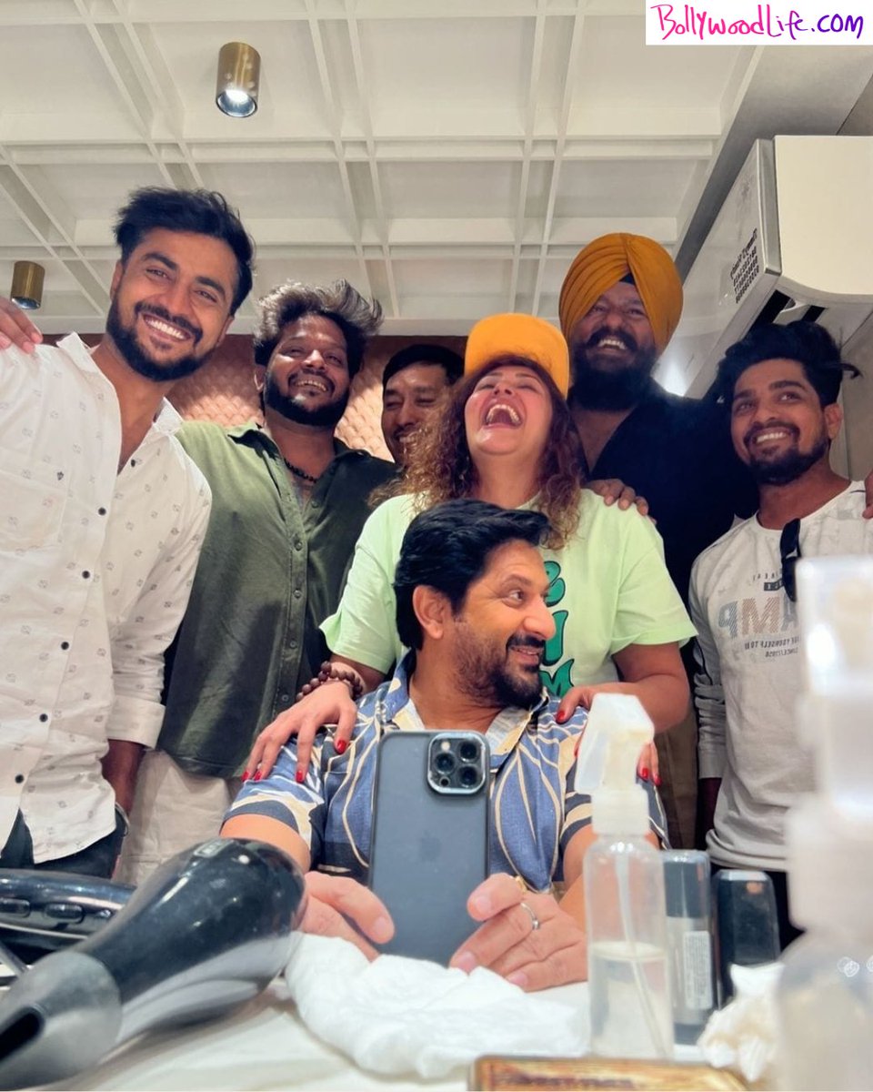 Jolly vibes with #ArshadWarsi and his team on the set of #JollyLLB3!
