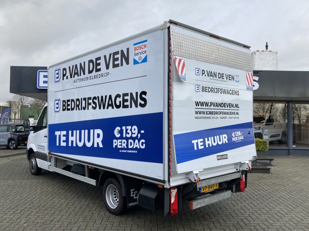 GESTOLEN
Bij Abdijtuinen in Veldhoven.
Iemand iets gezien of de bakwagen zien staan/rijden?
Delen is fijn!