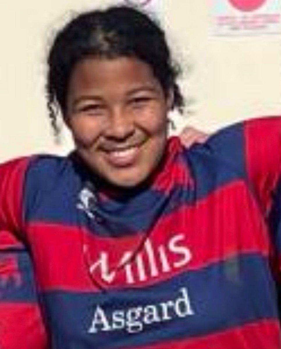 Delighted that this young lady has been selected for @leinsterrugby metro Sarah Robinson cup squad. All started with a #GiveItATry summer camp back in @malahiderfc many years ago! 

Even better that she's going with brilliant team mates from @ClontarfRugby 🔴🔵 🐂🏉