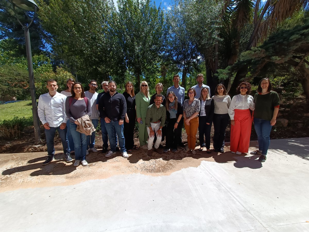 Josep Vidal-Alaball MD, PhD, MPH (@jvalaball) on Twitter photo 1/3 🌍 El projecte #ePROSchools es va iniciar amb una trobada presencial els dies 2 i 3 de maig a Sant Boi de Llobregat. Aquesta reunió va marcar el començament d'una col·laboració entre set centres de recerca d'Europa, finançada pel programa #era4health de la UE
<a href="/icscatcentral/">ICS Catalunya Central</a> 1/3 🌍 El projecte #ePROSchools es va iniciar amb una trobada presencial els dies 2 i 3 de maig a Sant Boi de Llobregat. Aquesta reunió va marcar el començament d'una col·laboració entre set centres de recerca d'Europa, finançada pel programa #era4health de la UE
<a href="/icscatcentral/">ICS Catalunya Central</a>