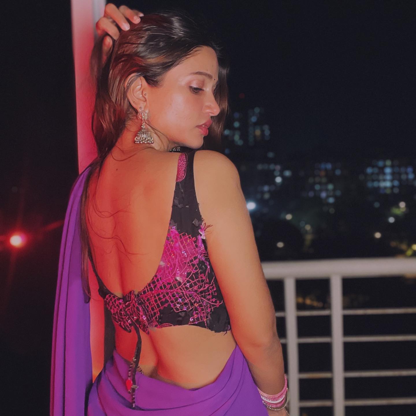 GNHxDvdbgAAmIRn?format=jpg&name=large