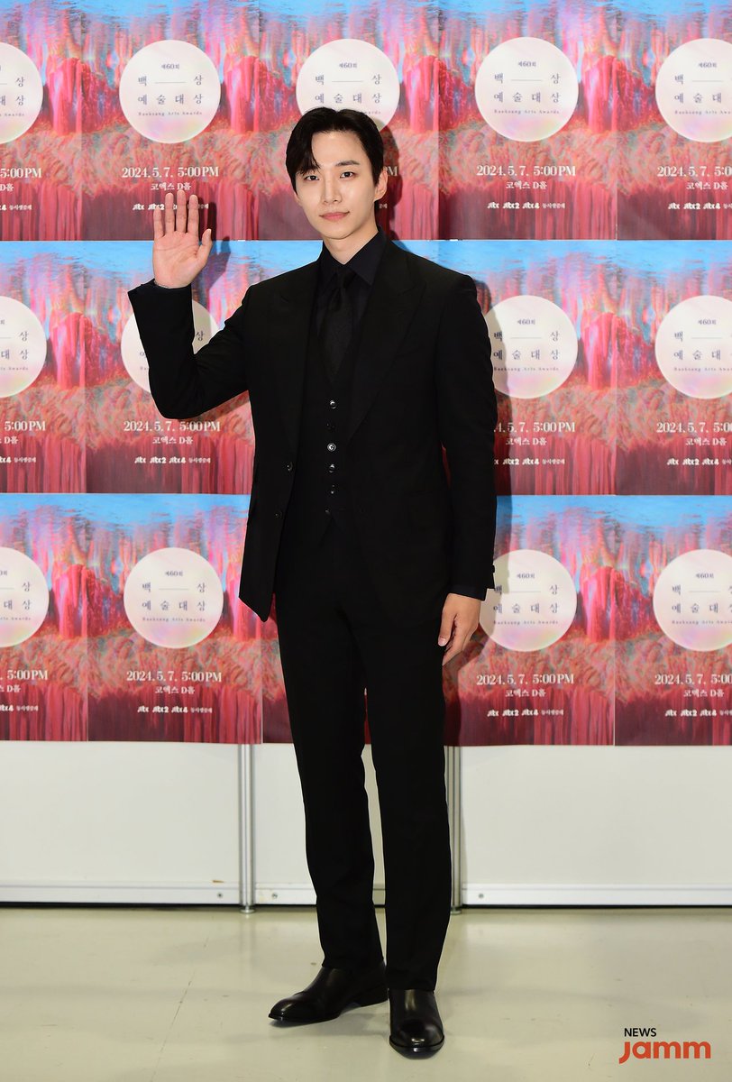 QUE HOMEM LINDO E GOSTOSO 
🔥🥵❤️‍🔥

#이준호 #LEEJUNHO #준호 
#JUNHO #ジュノ #李俊昊 
#60thBaeksangArtsAwards 
#BaeksangArtsAwards2024