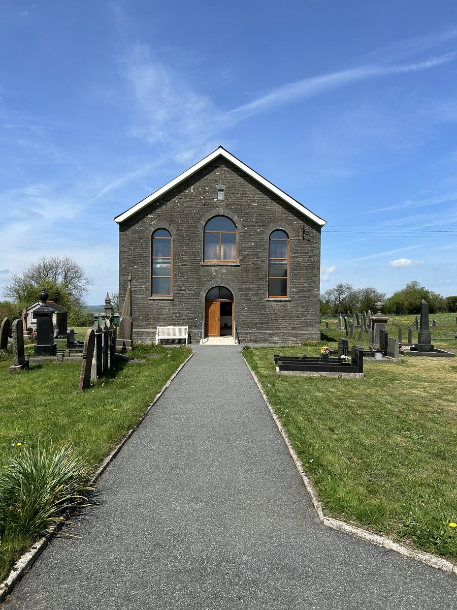 Cwrdd Chwarter Gorllewin Caerfyrddin @AnnibynwyrCymru yn cwrdd heddi ym Mlaenwaun. Anerchaid gwych gan @FfionFie o’r Deml Heddwch ar y Ddeiseb Heddwch. Ffion yn un o blant @CapelYPriordy