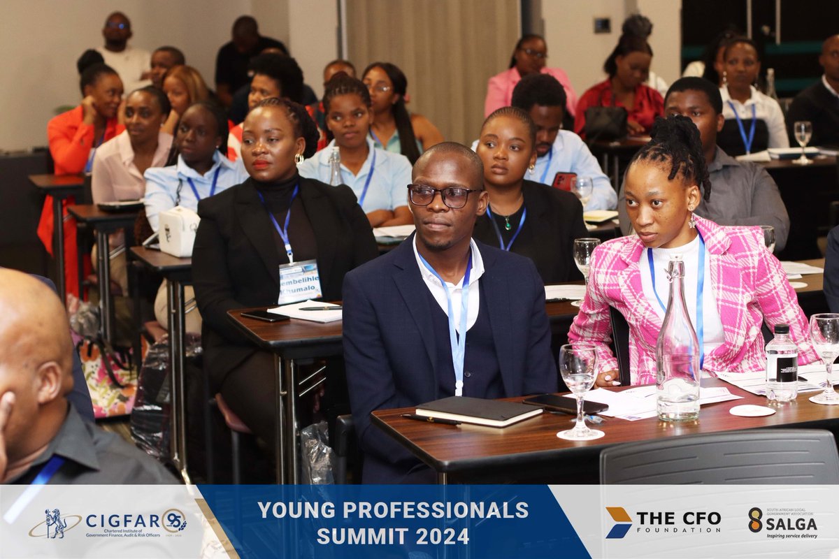 A round of applause to the CIGFARO KZN Branch Executive Committee Member Ms. @Leann Peters for directing the first half of the YP Summit Program excellently! #YoungProfessionals #CIGFAROKZN #PublicSectorYPSummit #SALGAKZN #CFOFoundation #CIGFARO2024 #CIGFARO95yrs
