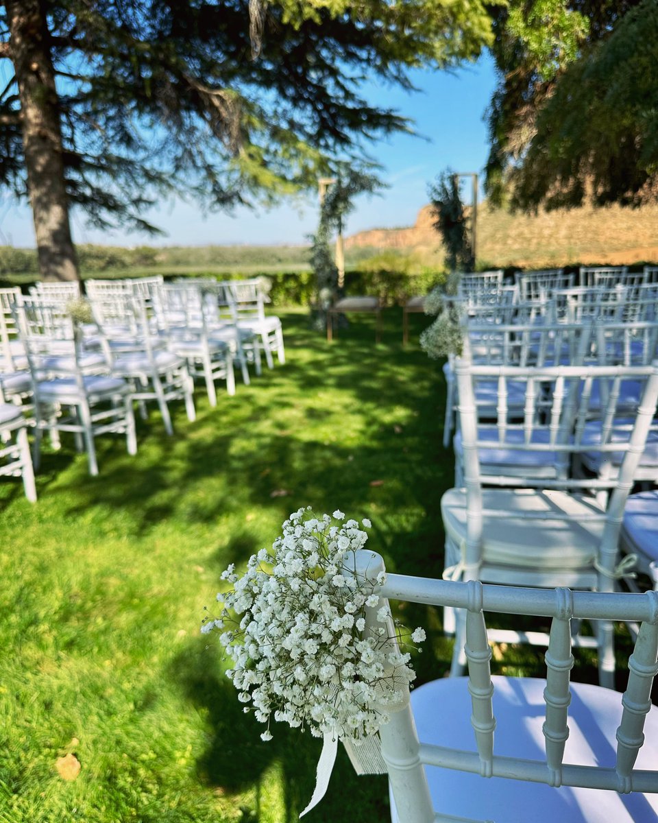 Ceremonies 🌿🌿 . . . #ceremonies #wedding #celebraciones #fiestas #bodas #love #unforgettable #weddinginspiration #ceremonias #gestiondeeventos #bodasperfectas #espaciosparaeventos #bodasenelcampo #bodasenmadrid #bodasperfectas