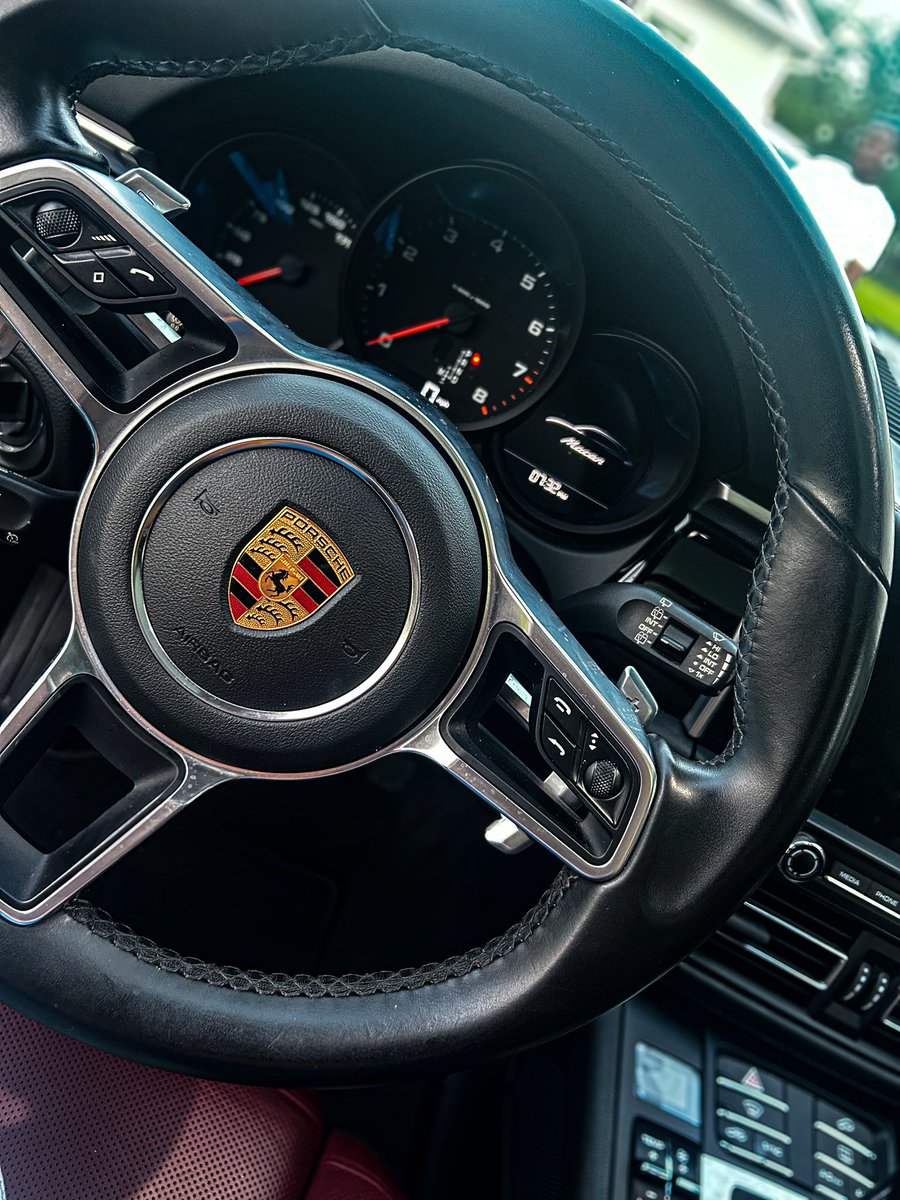 FvmousDevv's tweet image. IG: DETDEVV 
YT: DETDEVV VLOGS