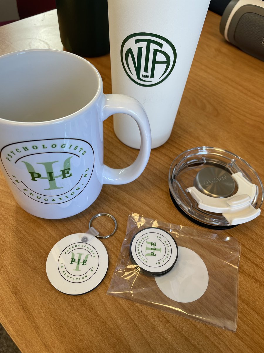 Although an extremely well-run conference, @YourNLTAPsycSIC has something other orgs should think about—truly high quality swag. All super high quality. Good swag—worth the investment.