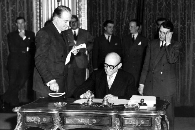 Le 9 mai 1950, Robert #Schuman lançait son appel pour fonder la CECA. Un projet révolutionnaire alors que 6 ans auparavant, Français, Allemands et Italiens se faisaient encore la guerre. (1/3)