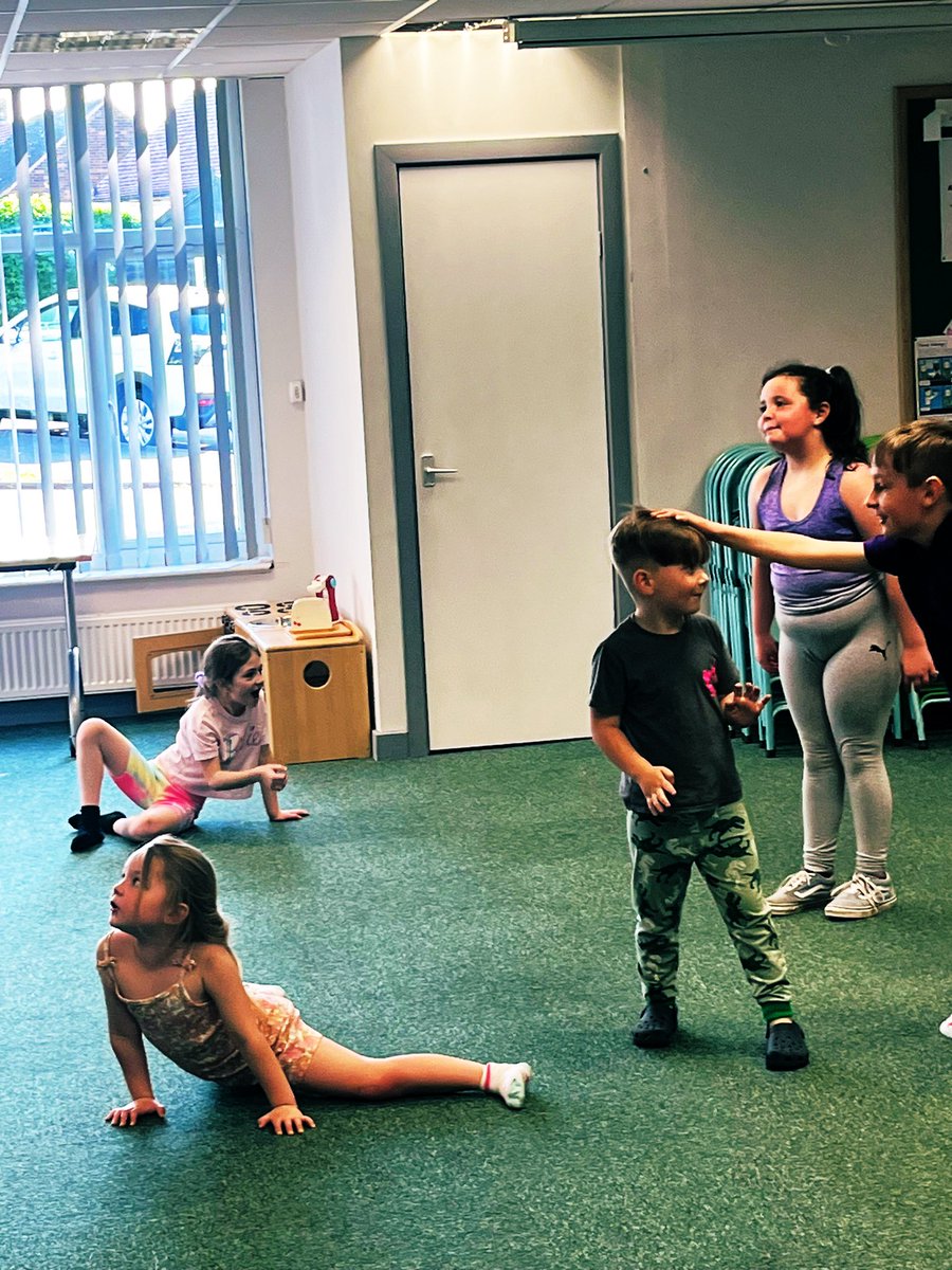 Great opening night of our junior dance fitness @BITMO_LS10 FREE to young people in #BelleIsle #MiddletonParkWard 13 young people dancing their hearts out! #DAZL #Community #Inclusion @Child_Leeds