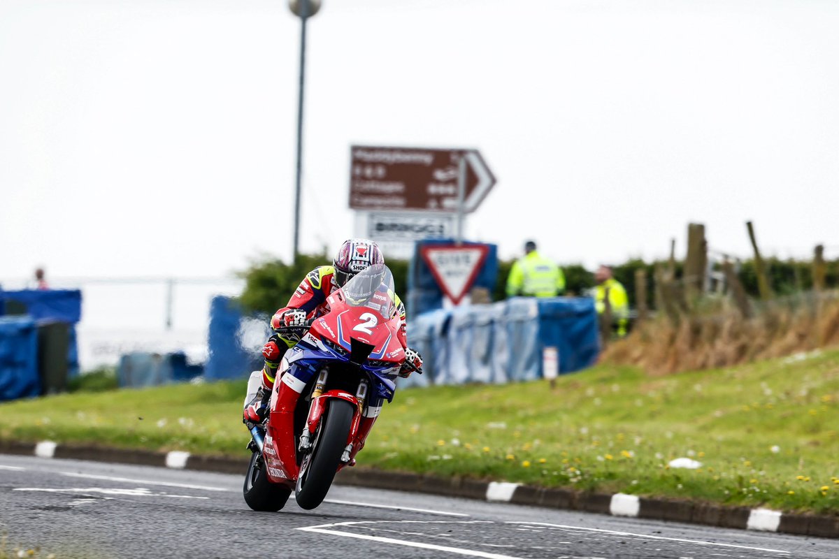 That’s practice and qualifying complete - next up some @northwest200 racing 🤩 #HondaRacing #Fireblade