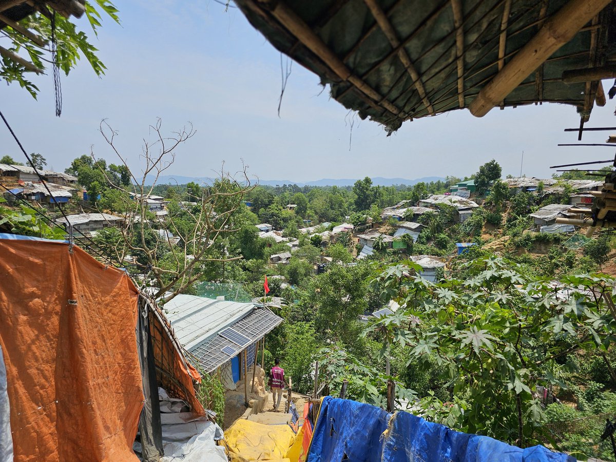 On May 9th, a glimpse of life at the Rohingya refugee camp in Cox's Bazar, Bangladesh. #Bangladesh #children #Rohingya #Myanmar #refugee #elder #rodeside #camp #rakhine