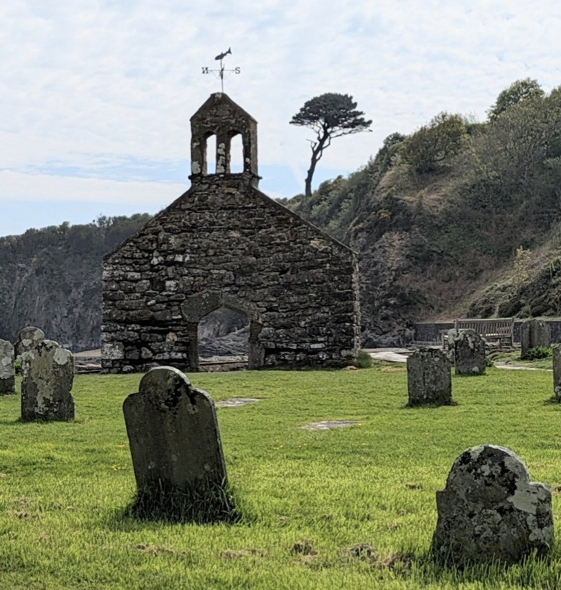 The west wall of the church at Cwm yr Eglwys this morning. The rest was taken by the sea in 1858.