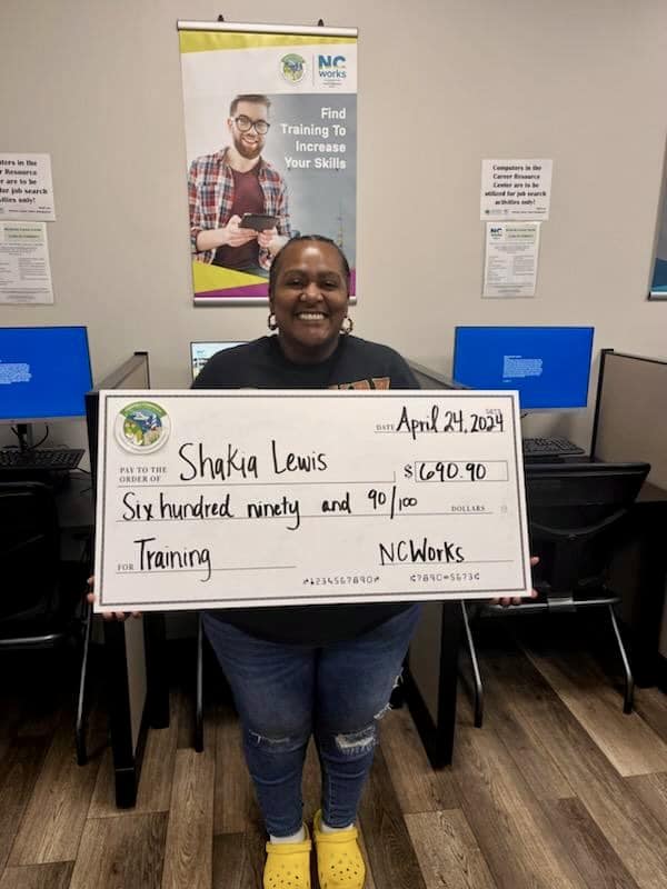 Happy #TeacherAppreciationWeek2024! #NCWorks Career Centers help eligible people, like Shakia from northeastern NC, take the next steps on their career pathways as educators, by providing tuition assistance scholarships. Find a Career Center near you: NCWorks.gov.