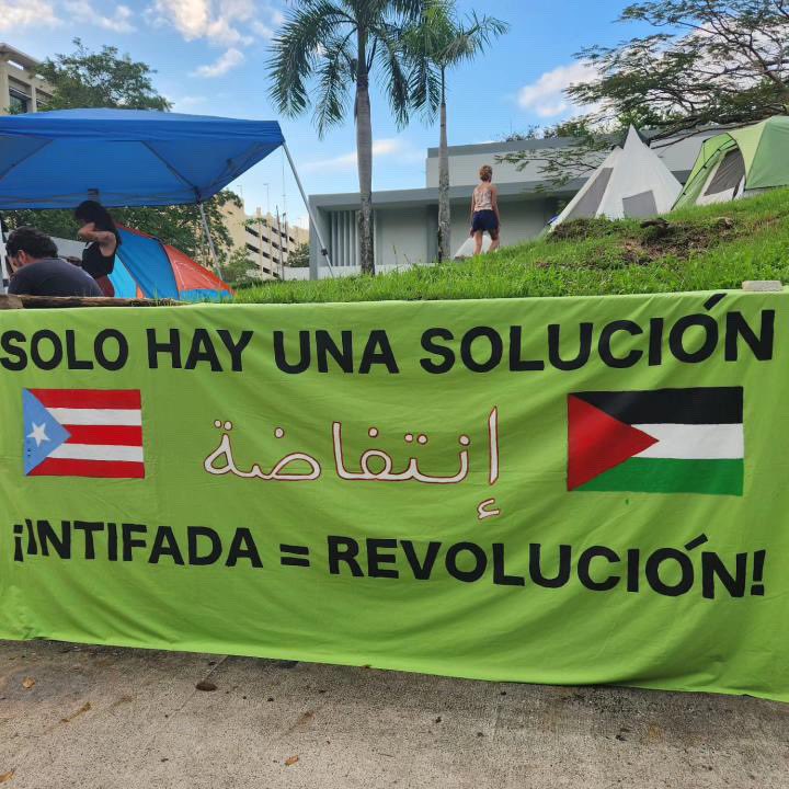 Encampment at the University of Puerto Rico Rio Piedras (@uprrp) ! Students calling for divestment and standing in solidarity with Palestine. Please share! 🇵🇸 #StudentsForGaza #FreePalenstine