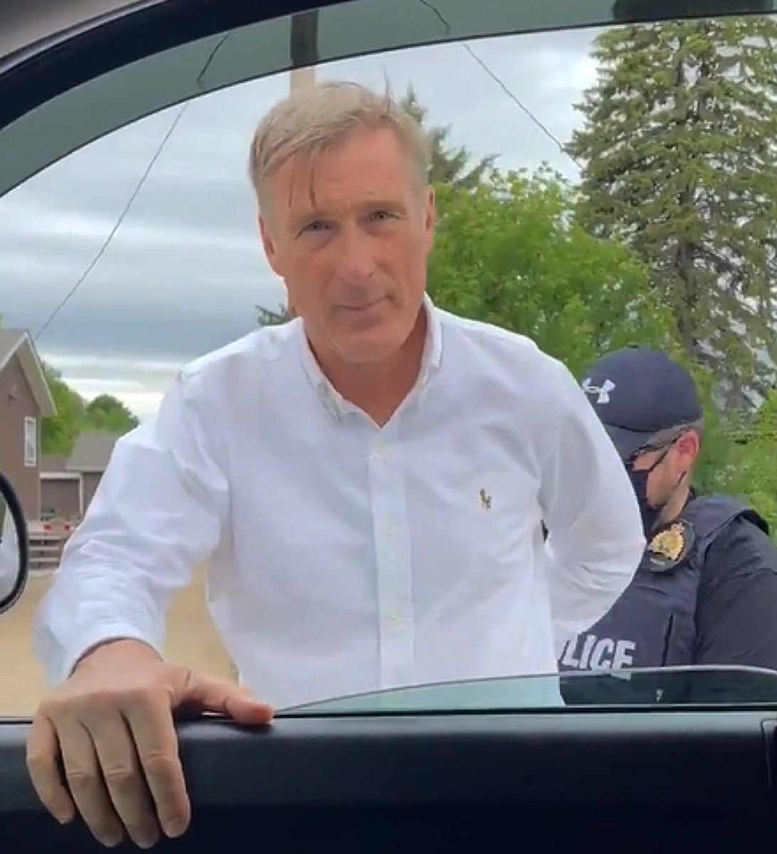 The only candidate for freedom, anti-corruption, and actual democracy was arrested during the 2021 election and unjustifiably banned from the public debates.

That candidate is Maxime Bernier, the leader of the People's Party, who continues to fight for all of our freedoms.